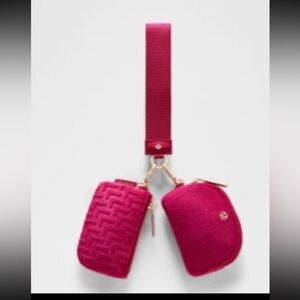 Lululemon dual pouch wristlet NEW